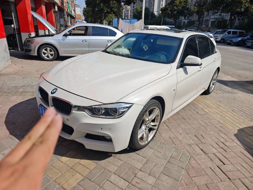 BMW 3 Series 2019 BMW 3 Series 2019 car image