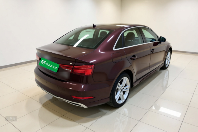 Audi A3 2019 immagine di auto #7