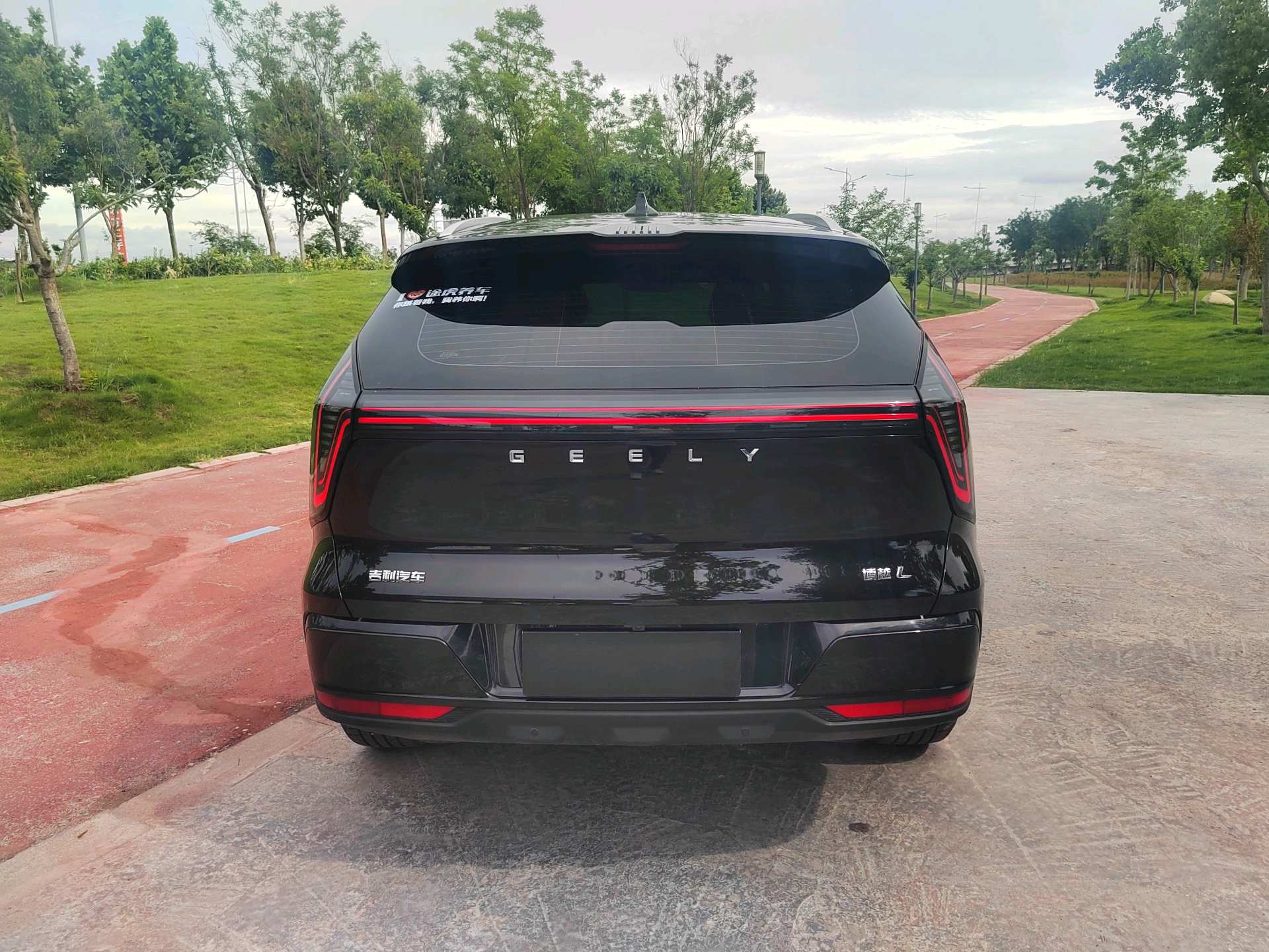 GEELY Boyue L 2025 car image #5