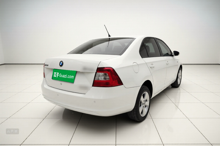 Skoda Rapid 2015 #7 Skoda Rapid 2015 car image #7