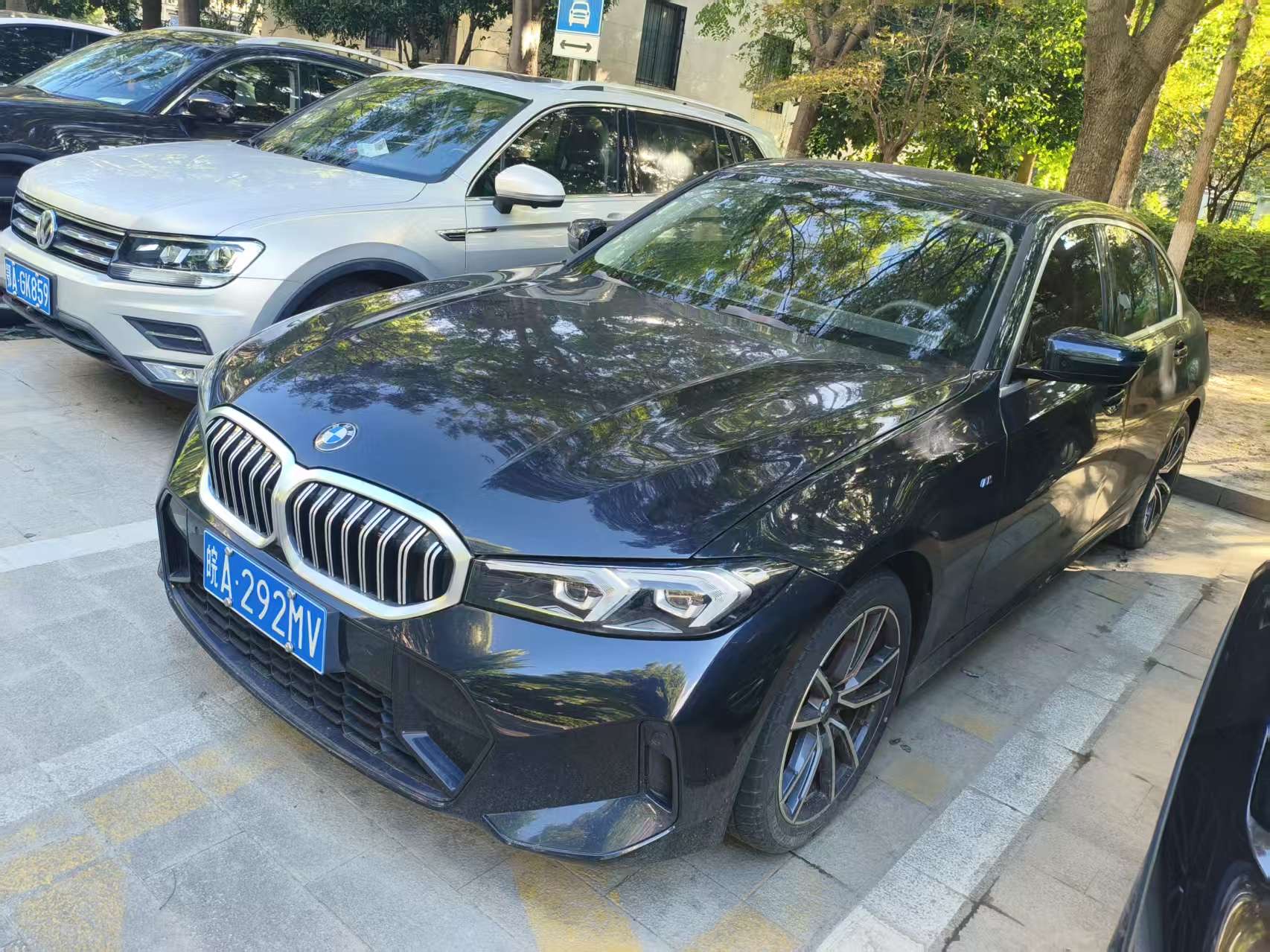 BMW 3 Series 2023 BMW 3 Series 2023 car image