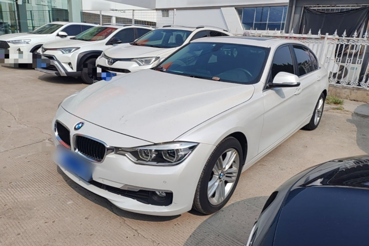 BMW 3 Series 2016 immagine di auto #2