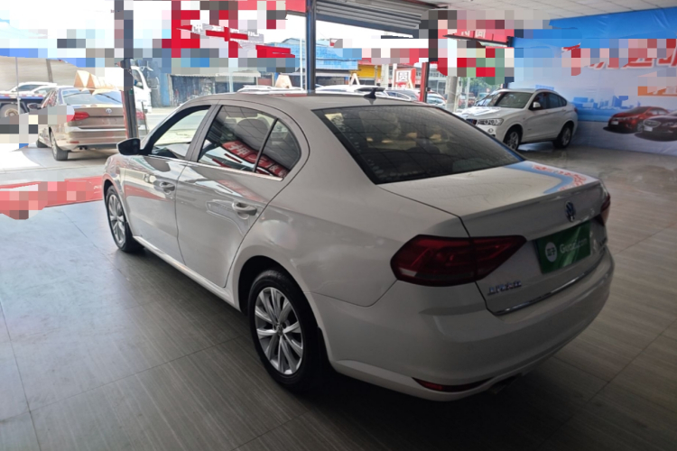 Volkswagen Lavida 2018 car image #5