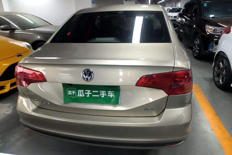 Volkswagen Bora 2018 car image #6