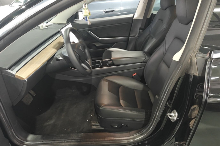 Tesla Model 3 2020 #15 Tesla Model 3 2020 car image #15