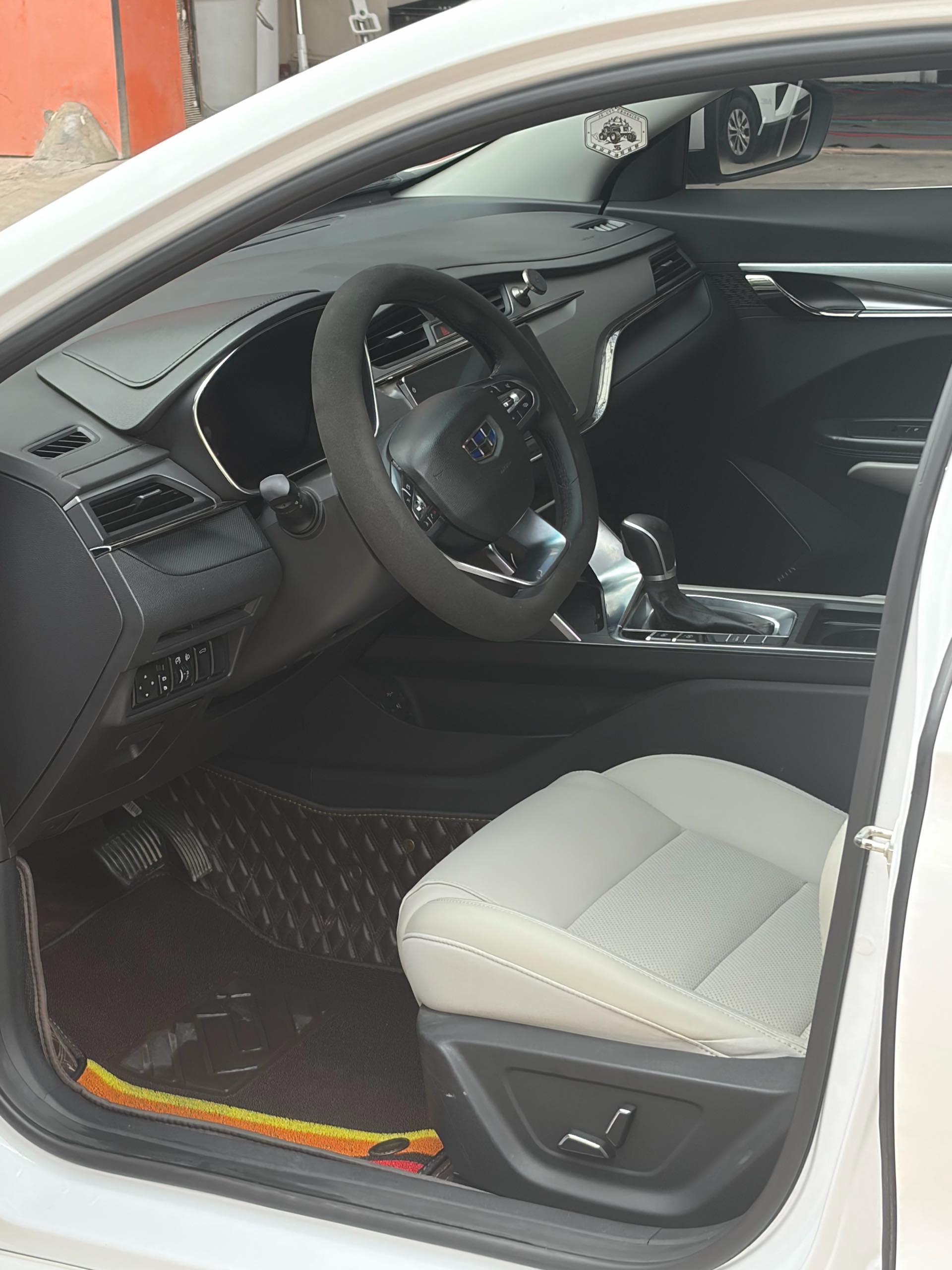 GEELY Binray 2019 #4 GEELY Binray 2019 car image #4