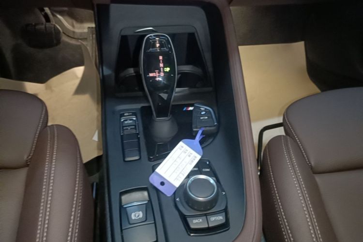 BMW X1 2020 car image #18