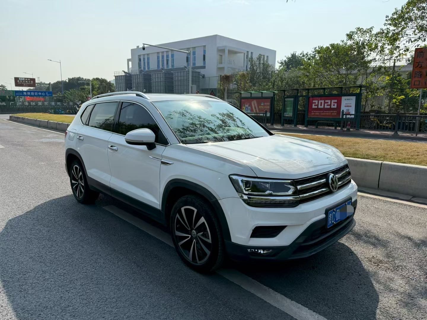 Volkswagen Tharu 2020 car image #2