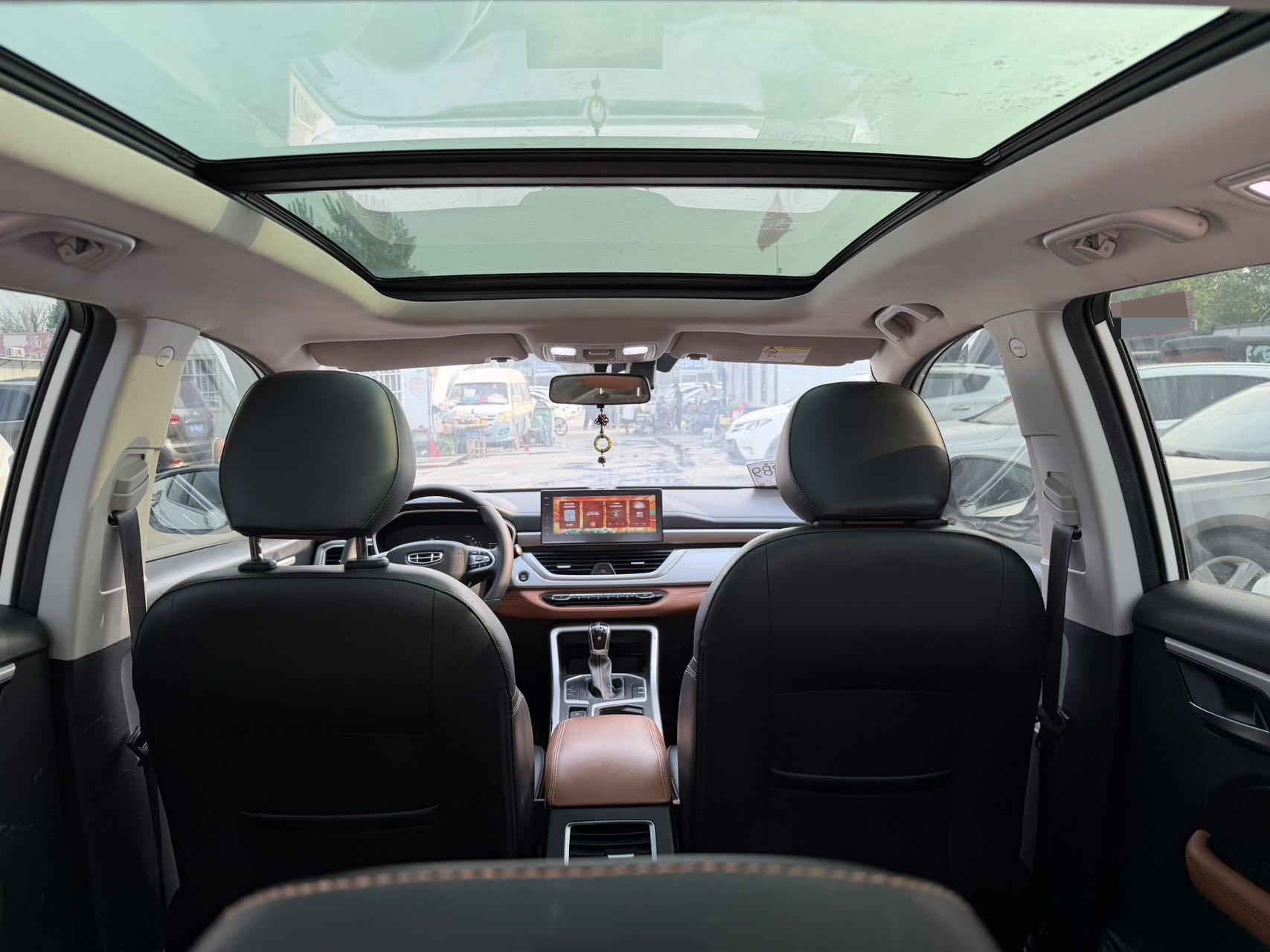 GEELY Vision X6 2019 image de voiture #8