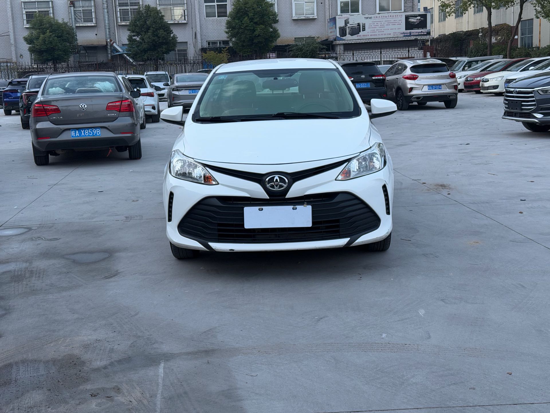 Toyota Vios 2017 #2 Toyota Vios 2017 صورة سيارة #2