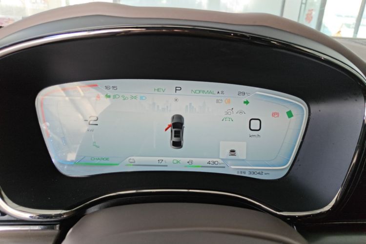 BYD Han 2023 immagine di auto #15