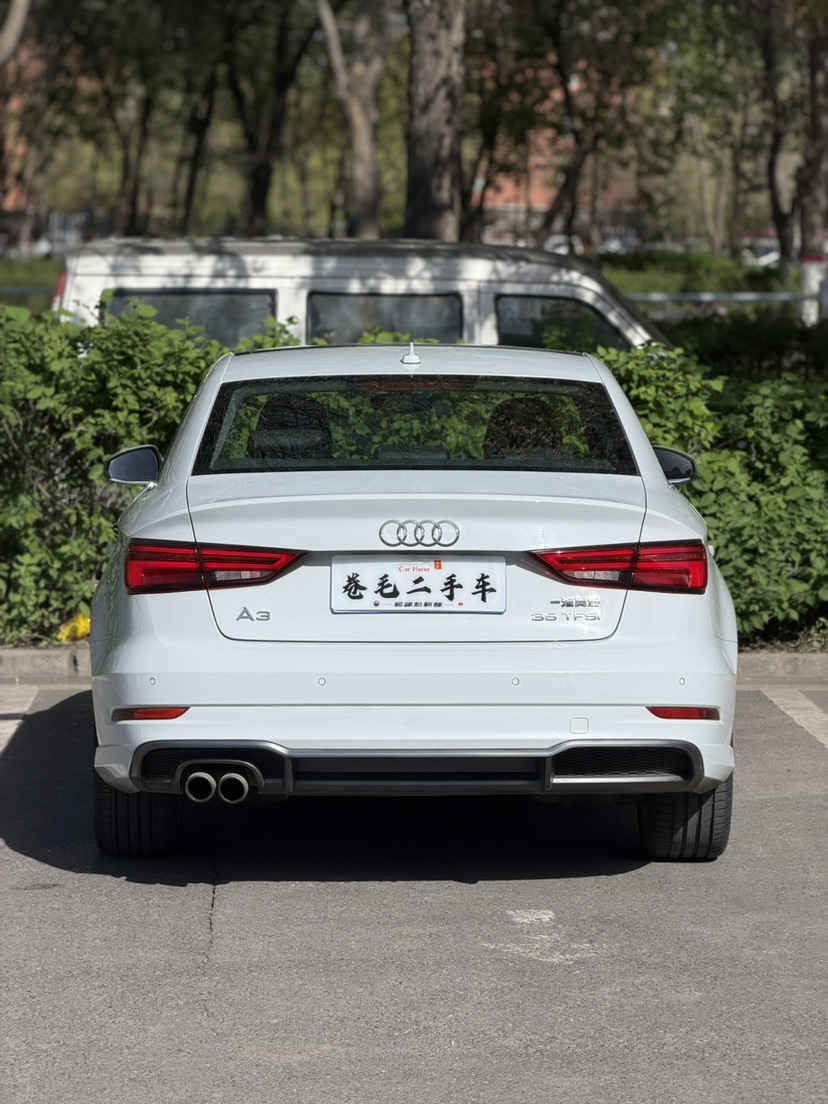 Audi A3 2018 car image #8