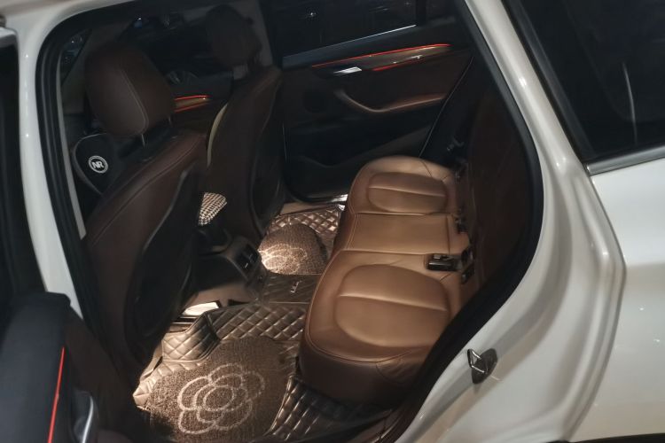 BMW X1 2018 car image #10