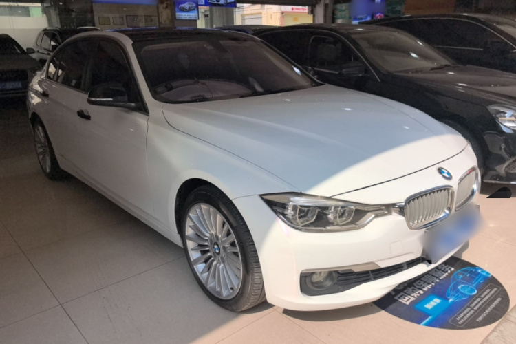 BMW 3 Series 2018 #4 BMW 3 Series 2018 car image #4