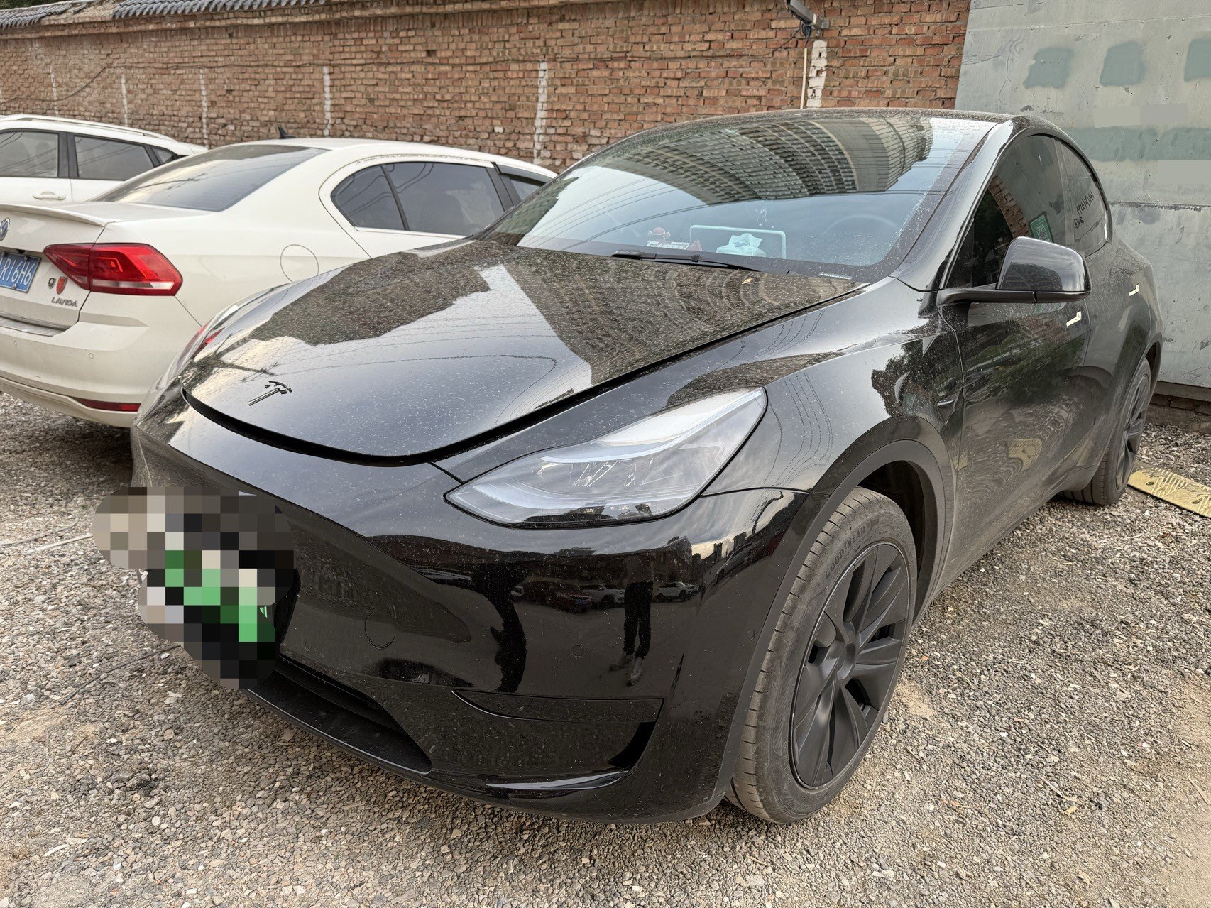 Tesla Model Y 2023 Tesla Model Y 2023 car image