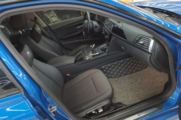 BMW 3 Series 2016 imagen de coche #24