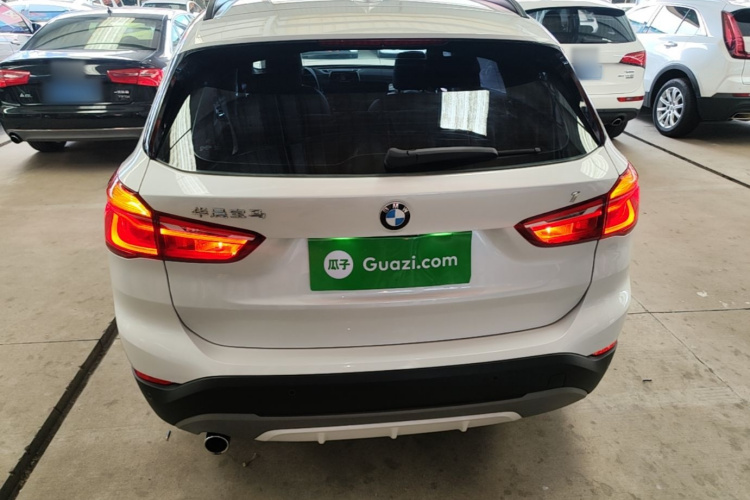BMW X1 2017 #6 BMW X1 2017 car image #6