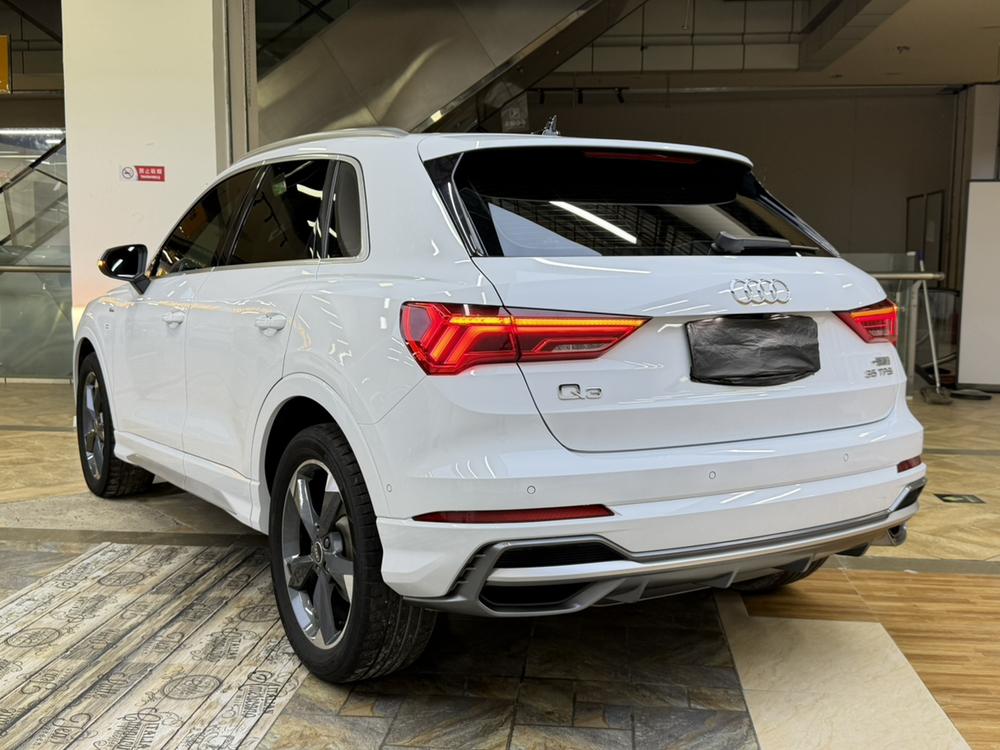 Audi Q3 2022 #4 Audi Q3 2022 car image #4
