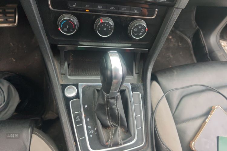 Volkswagen Golf 2018 #16 Volkswagen Golf 2018 car image #16