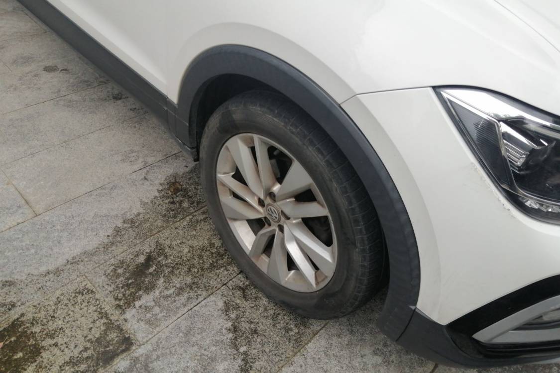 Volkswagen T-Cross 2019 #9 Volkswagen T-Cross 2019 immagine di auto #9