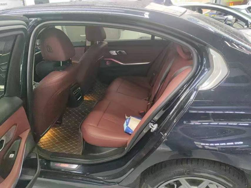 BMW i3 2024 car image #5