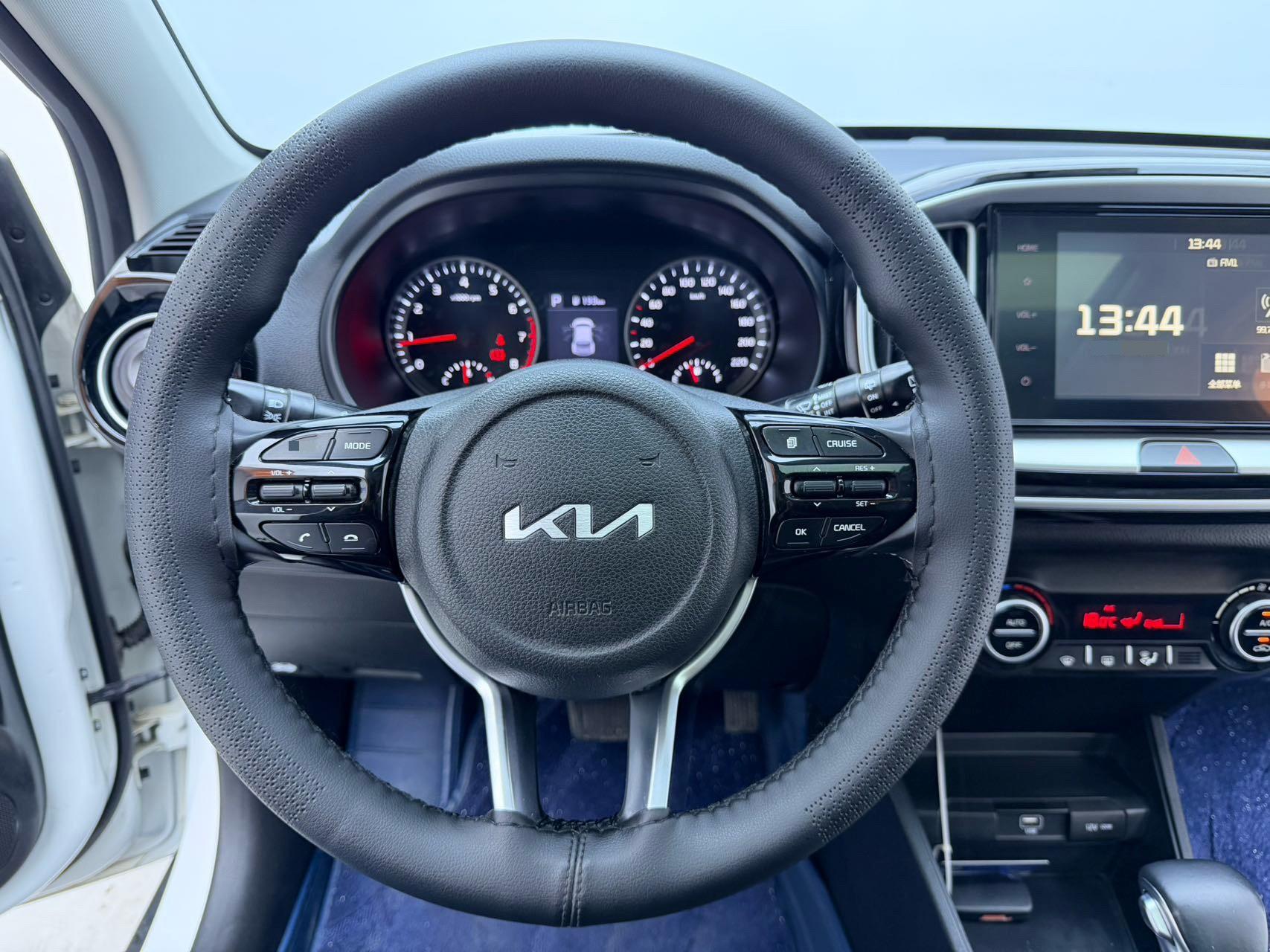 起亚 奕跑 2022 汽车图片 #8