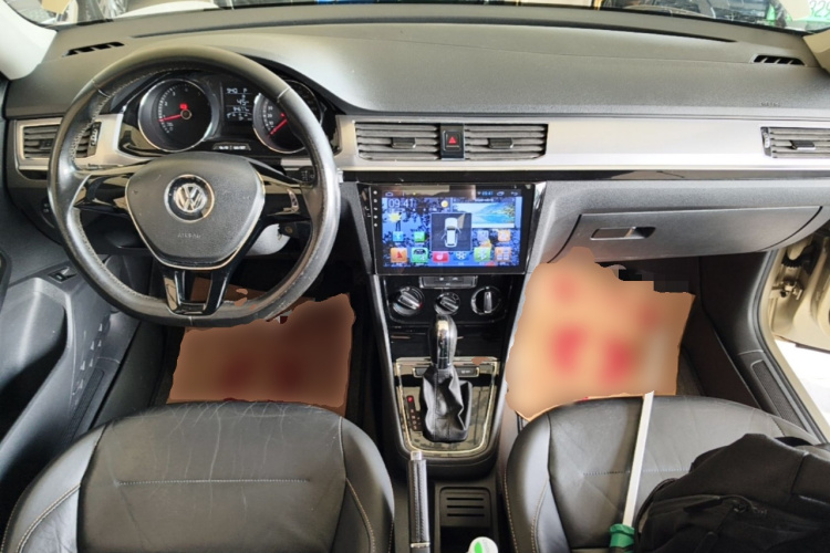 Volkswagen Bora 2016 car image #10