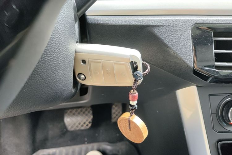 Volkswagen Polo 2019 #9 Volkswagen Polo 2019 car image #9