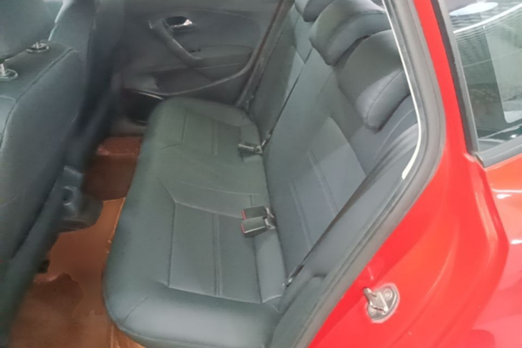 Volkswagen Polo 2019 car image #17