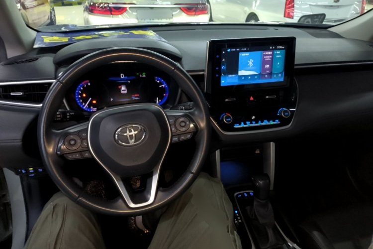 Toyota Corolla Cross 2022 #10 Toyota Corolla Cross 2022 car image #10