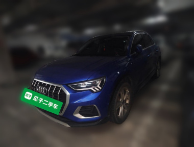 Audi Q3 2022 immagine di auto 