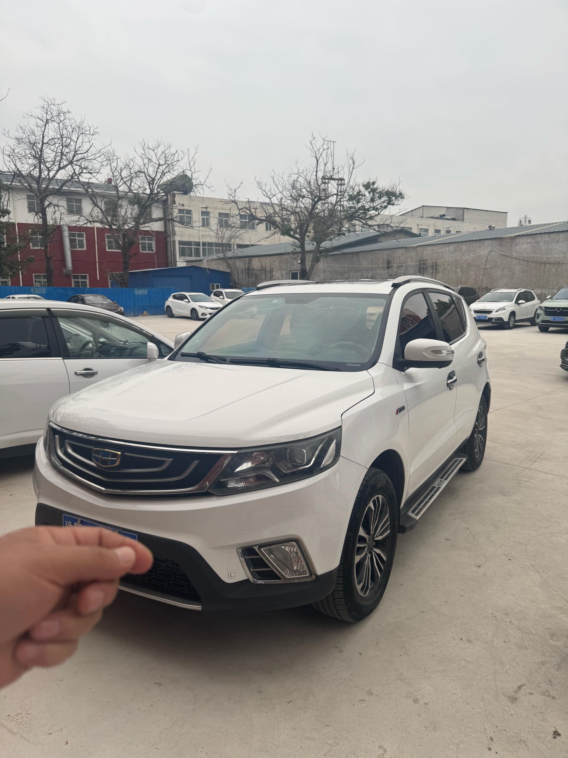 GEELY Vision X6 2017 car image 