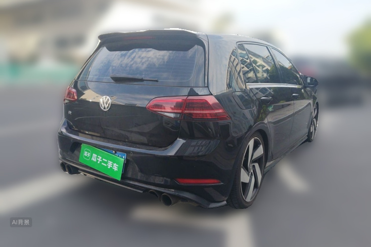 Volkswagen Golf 2018 car image #7