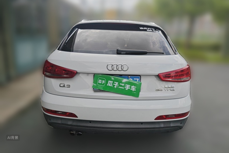 Audi Q3 2015 car image #6