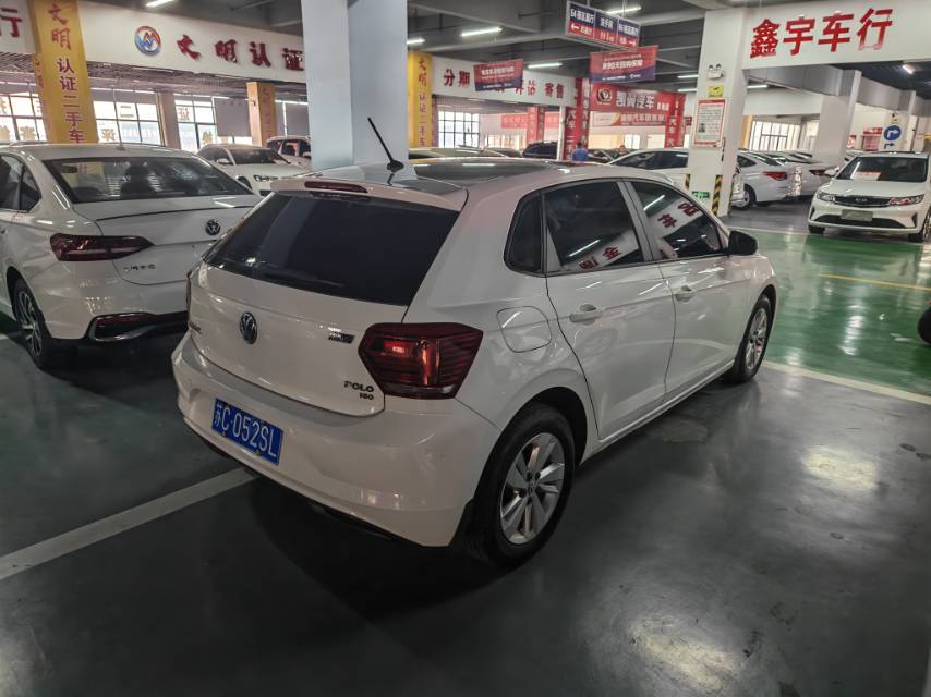 Volkswagen Polo 2020 car image #5