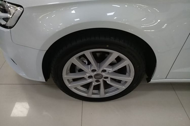 Audi A3 2020 immagine di auto #9