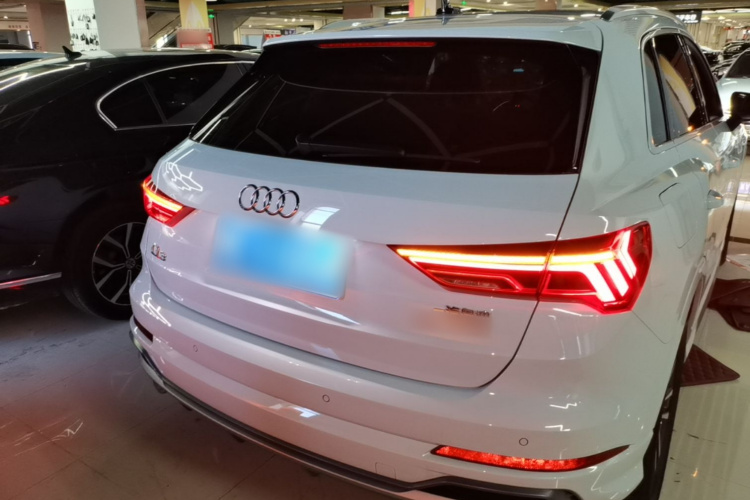 Audi Q3 2023 #6 Audi Q3 2023 immagine di auto #6
