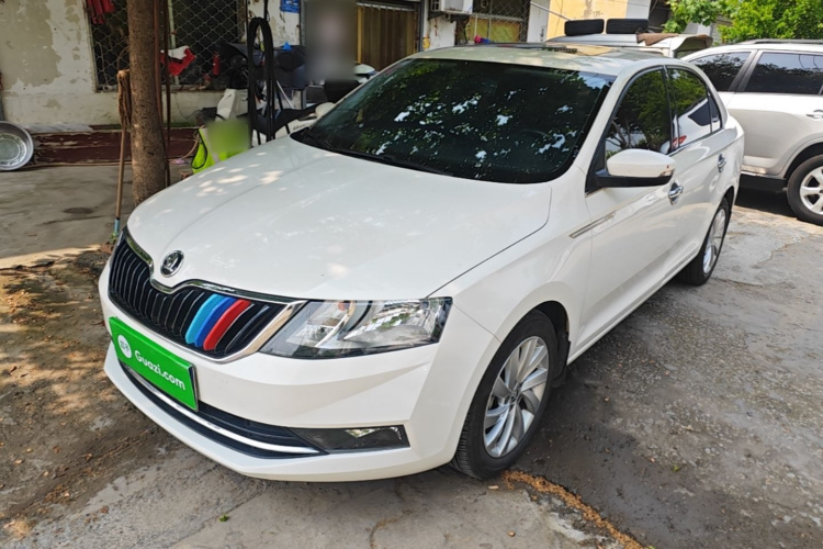 Skoda Rapid 2018 #2 Skoda Rapid 2018 image de voiture #2