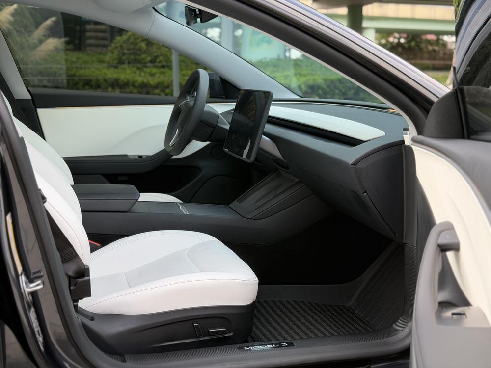 Tesla Model 3 2024 #14 Tesla Model 3 2024 car image #14