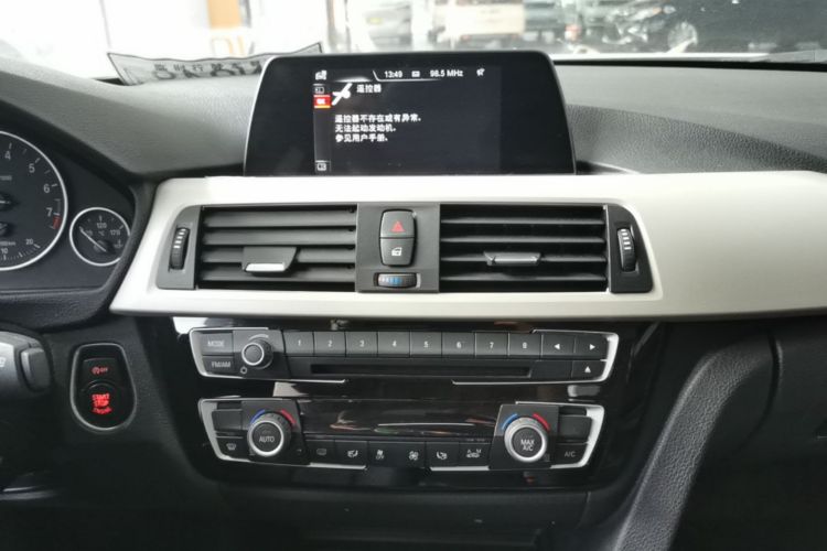 BMW 3 Series 2016 #13 BMW 3 Series 2016 car image #13