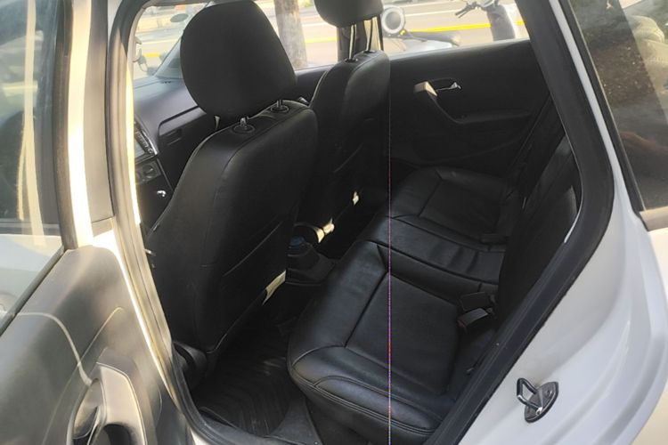 Volkswagen Polo 2017 #17 Volkswagen Polo 2017 car image #17