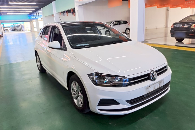 Volkswagen Polo 2020 car image #6