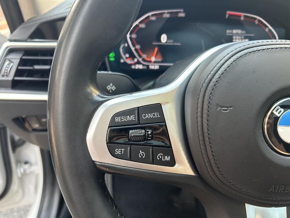 BMW 3 Series 2021 imagen de coche #17
