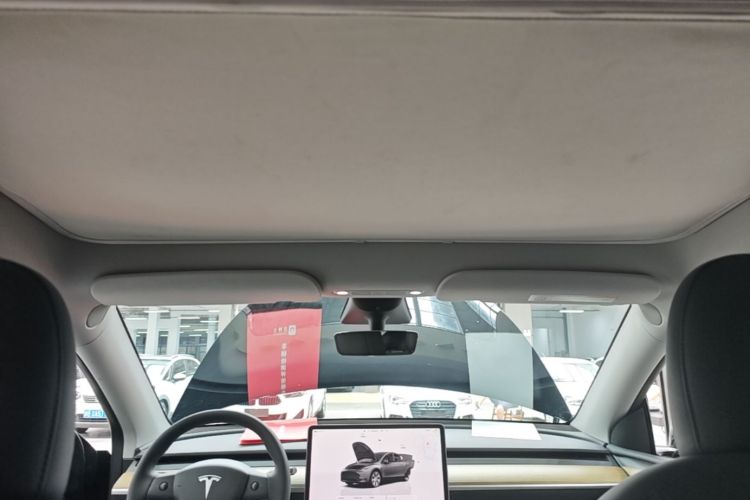 Tesla Model Y 2023 #18 Tesla Model Y 2023 car image #18