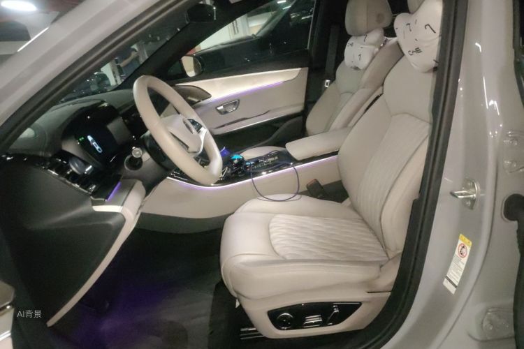 BYD Han 2025 car image #17