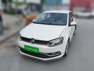 Volkswagen Polo 2015 Volkswagen Polo 2015 car image