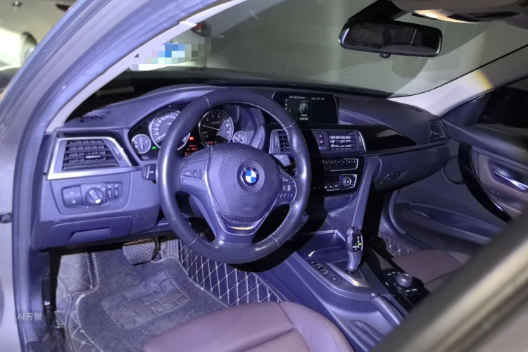BMW 3 Series 2018 car image #11