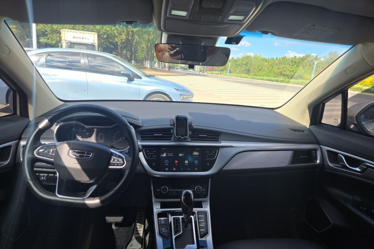 GEELY Emgrand GS 2019 car image #7