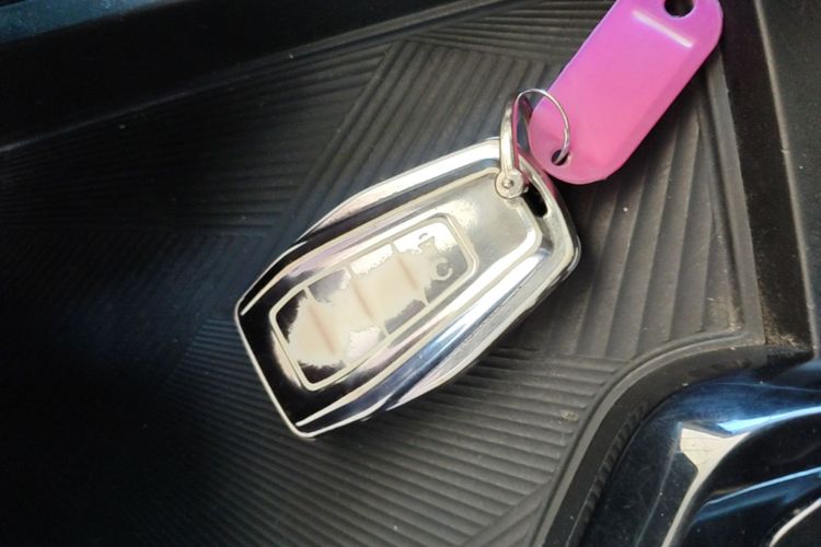GEELY Coolray 2022 car image #9