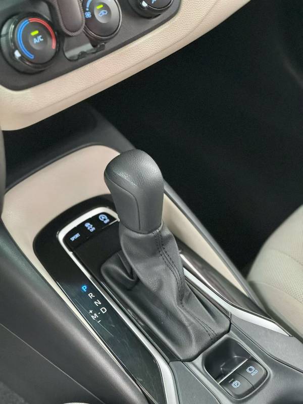 Toyota Corolla 2020 car image #2